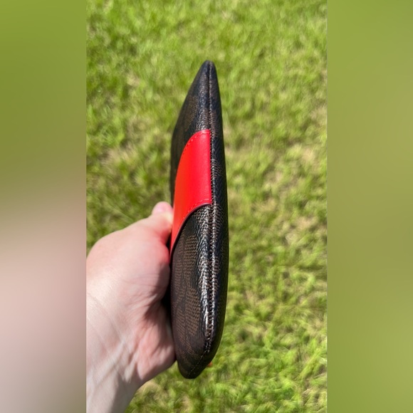 NWT Coach Signature Zip. Wristlet with Red Stripe - Picture 7 of 12